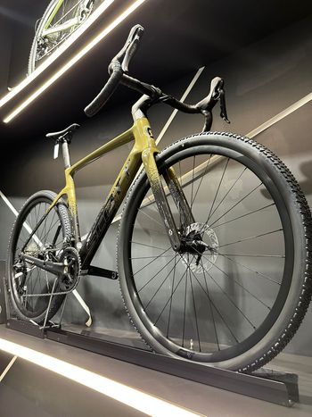 Used Scott Addict Gravel 40 2026 2026 Road & Gravel