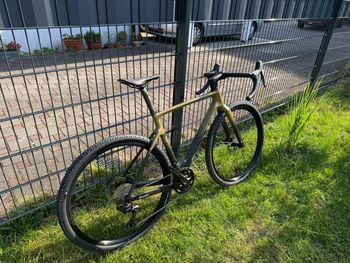Used Scott Addict Gravel 40 2026 2026 Road & Gravel, Green — image 3 of 6