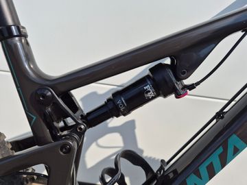 Used Santa Cruz Blur Sram Eagle Transmission X0 2024 Mountainbike, Black, 29 — image 10 of 12
