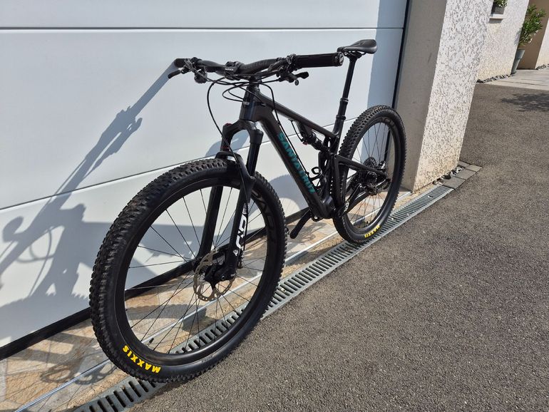 Käytetty Santa Cruz Blur Sram Eagle Transmission X0 2024 Mountainbike — kuva 4 / 12