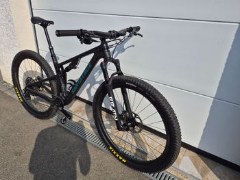 Käytetty Santa Cruz Blur Sram Eagle Transmission X0 2024 Mountainbike — kuva 9 / 12