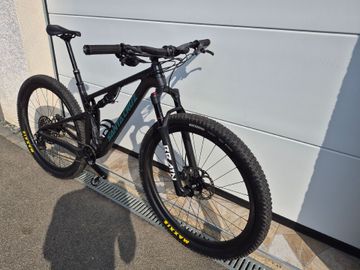 Used Santa Cruz Blur Sram Eagle Transmission X0 2024 Mountainbike, Black, 29 — image 9 of 12