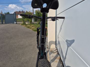 Used Santa Cruz Blur Sram Eagle Transmission X0 2024 Mountainbike, Black, 29 — image 3 of 12