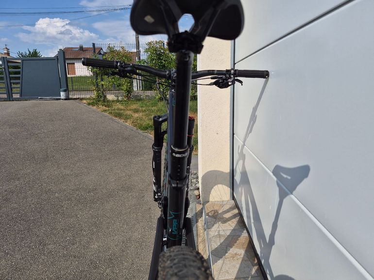 Käytetty Santa Cruz Blur Sram Eagle Transmission X0 2024 Mountainbike — kuva 3 / 12