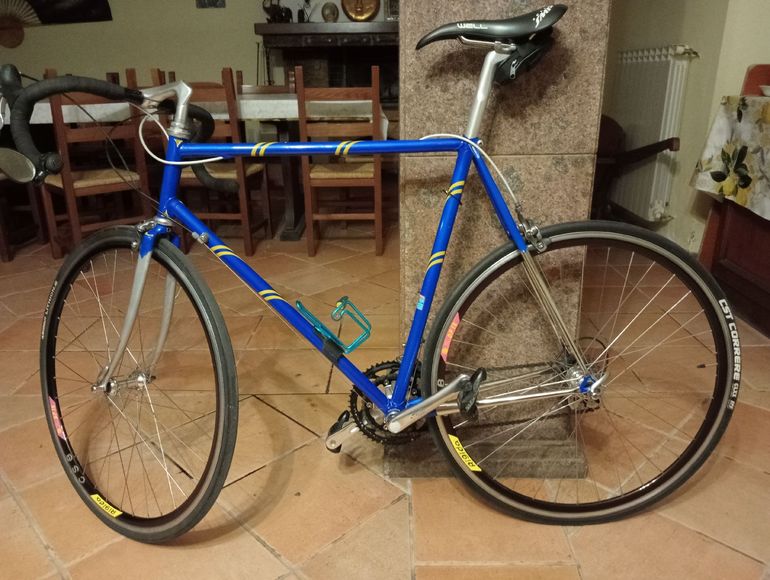 Used CAPRIO Custom Shimano 600 1983 Road & Gravel, Blue — image 2 of 6