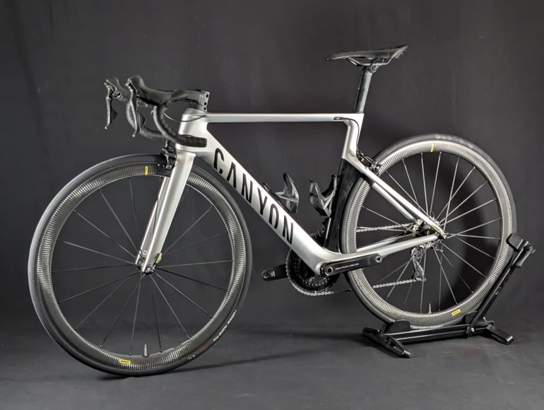 Used Canyon Aeroad CF SL 8.0 2019 2019 Road & Gravel, Light Gray — image 4 of 19