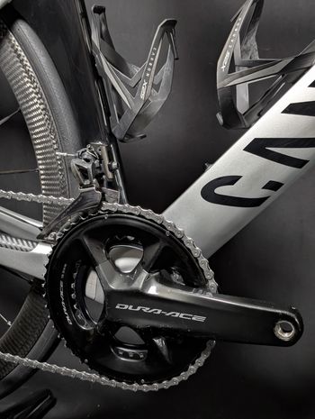 Used Canyon Aeroad CF SL 8.0 2019 2019 Road & Gravel, Light Gray — image 11 of 19
