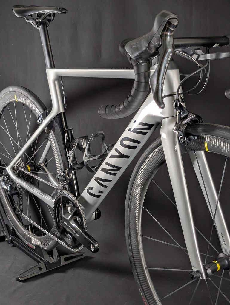 Used Canyon Aeroad CF SL 8.0 2019 2019 Road & Gravel, Light Gray — image 7 of 19
