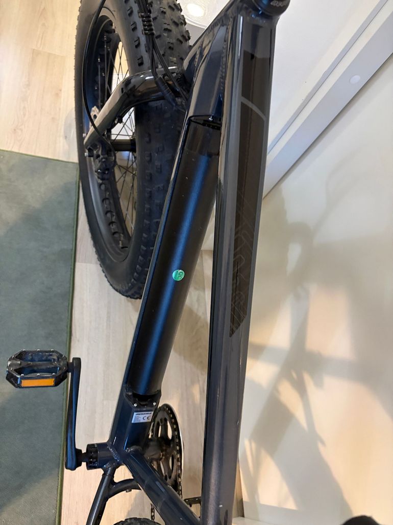 Used Insera Custom Shimano Altus 2025 Urban, Black — image 9 of 20