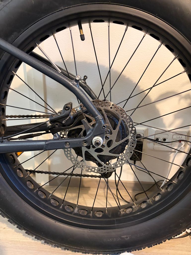 Used Insera Custom Shimano Altus 2025 Urban, Black — image 5 of 20