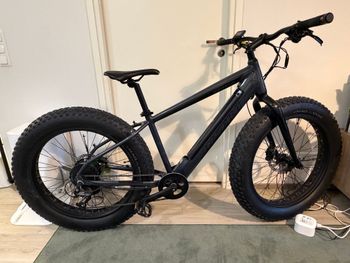 Used Insera Custom Shimano Altus 2025 Urban, Black — image 2 of 20