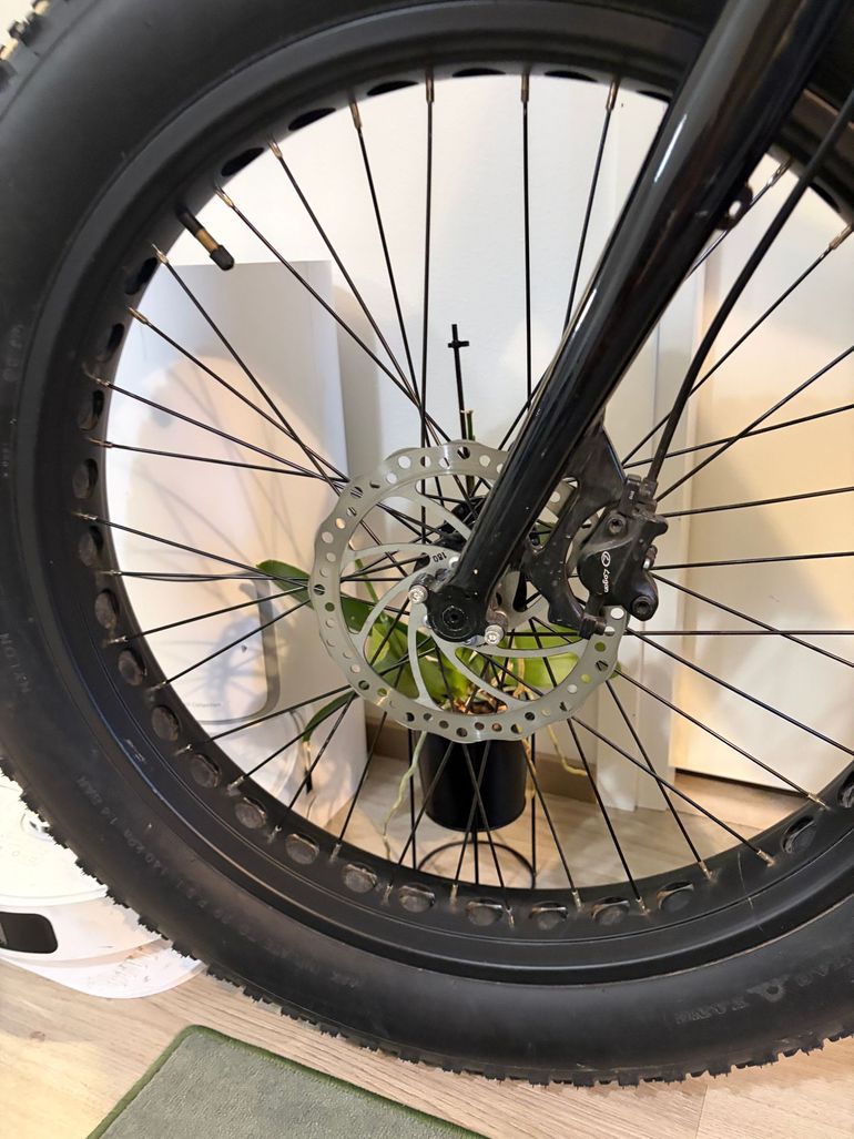 Used Insera Custom Shimano Altus 2025 Urban, Black — image 4 of 20