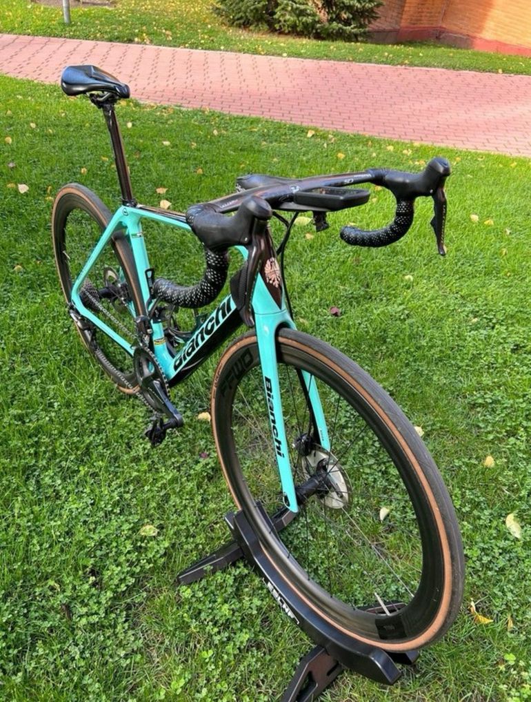 Käytetty Bianchi Infinito CV Ultegra Di2 2021 2021 Road & Gravel — kuva 8 / 12