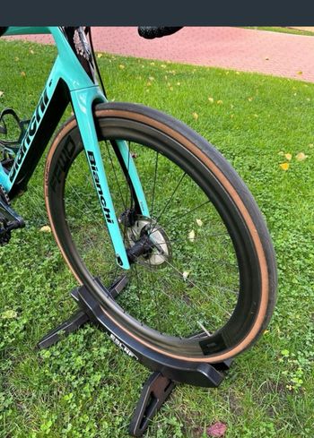 Käytetty Bianchi Infinito CV Ultegra Di2 2021 2021 Road & Gravel — kuva 6 / 12