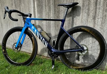 Gebrauchtes Canyon Aeroad CF SL Disc 8.0 2019 2019 Road & Gravel, Blau — Bild 1 von 8