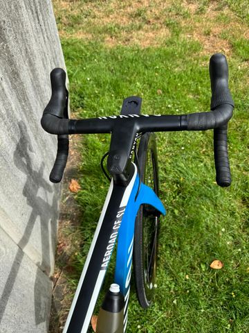 Gebrauchtes Canyon Aeroad CF SL Disc 8.0 2019 2019 Road & Gravel, Blau — Bild 6 von 8