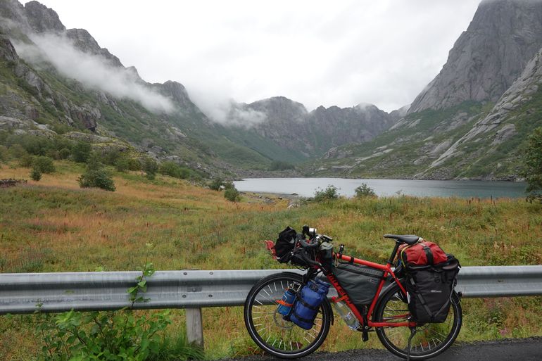 MiTech Rohloff Tourenrad Mit Riemenantrieb 2020 Road & Gravel d'occasion — image 10 sur 12