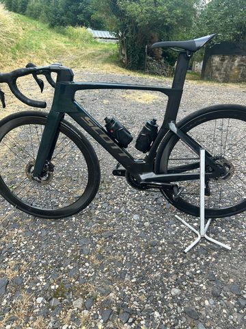 Scott Foil RC Pro 2023 2023 Road & Gravel d'occasion — image 2 sur 7