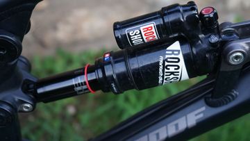 Used Nukeproof Mega 275 Pro 2017 2017 Mountainbike, Black — image 8 of 16