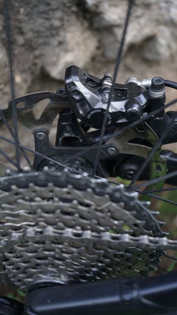 Used Nukeproof Mega 275 Pro 2017 2017 Mountainbike, Black — image 10 of 16