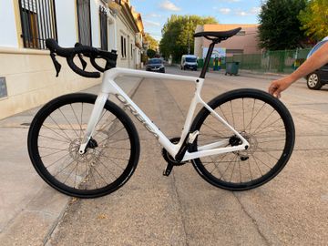 Tweedehands Orbea ORCA M30 2023 2023 Road & Gravel — afbeelding 3 van 3