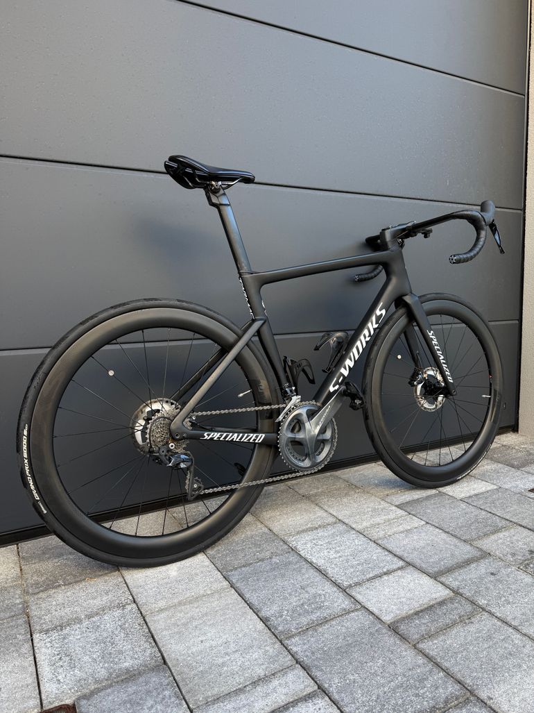Used Specialized Tarmac SL7 Expert 2021 2021 Road & Gravel, Black — image 3 of 4