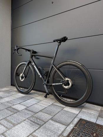 Used Specialized Tarmac SL7 Expert 2021 2021 Road & Gravel, Black — image 4 of 4