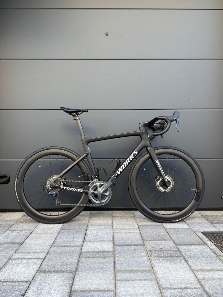 Used Specialized Tarmac SL7 Expert 2021 2021 Road & Gravel, Black — image 2 of 4