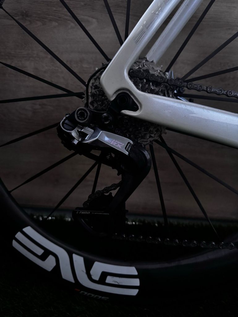 Used Elves Falath L-TWOO RX 2025 Road & Gravel, White — image 3 of 3