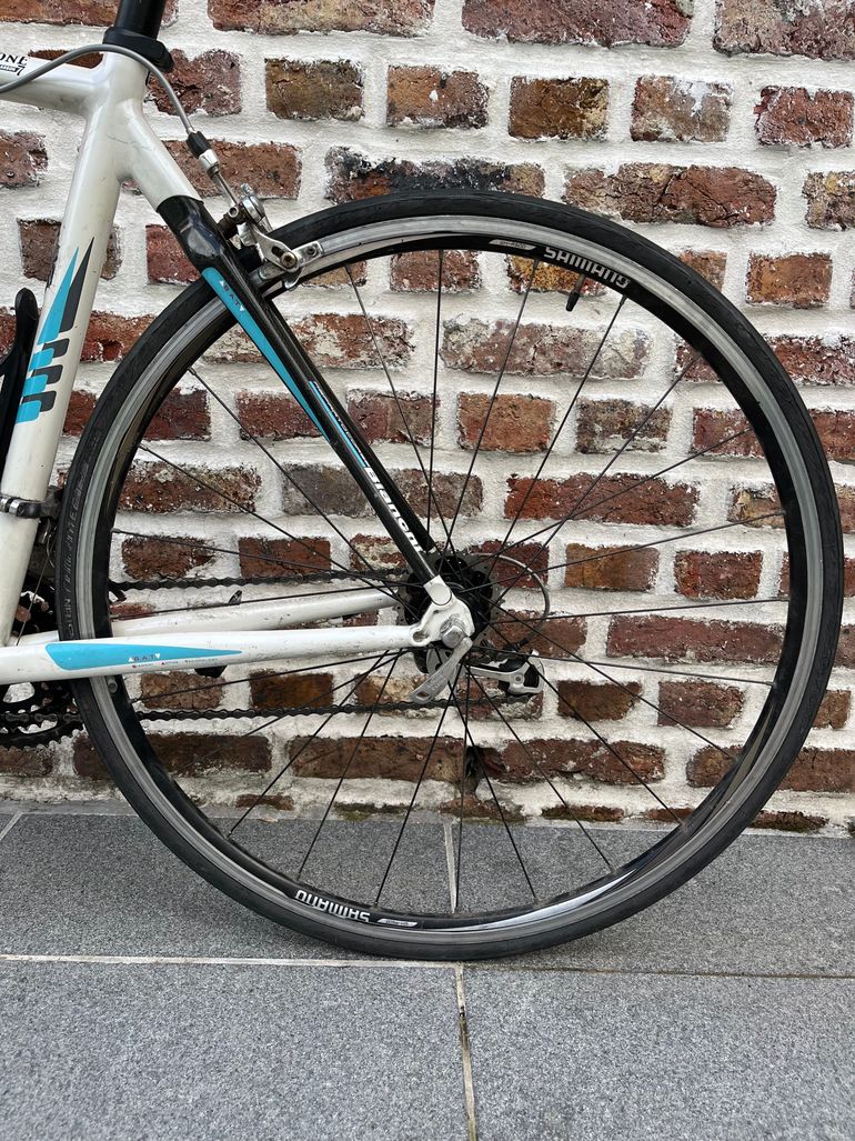 Used Bianchi Via Nirone Tiagra Compact 2014 2014 Road & Gravel, White — image 9 of 9