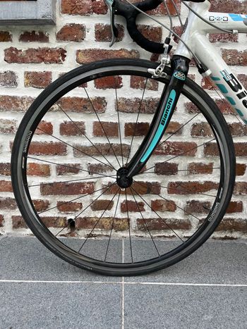 Used Bianchi Via Nirone Tiagra Compact 2014 2014 Road & Gravel, White — image 8 of 9