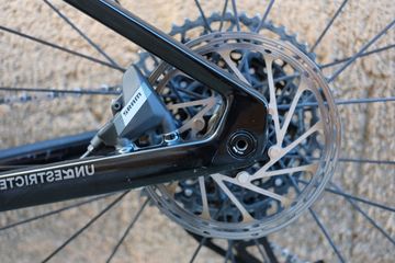 Used BMC URS THREE 2024 2024 Road & Gravel, Black — image 12 of 14