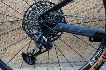 Used BMC URS THREE 2024 2024 Road & Gravel, Black — image 7 of 14