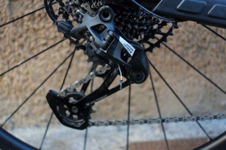 BMC URS THREE 2024 2024 Road & Gravel d'occasion — image 8 sur 14