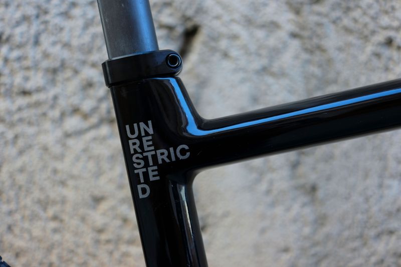 Used BMC URS THREE 2024 2024 Road & Gravel, Black — image 3 of 14
