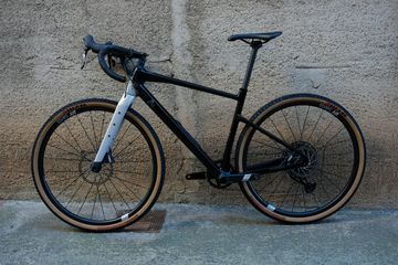 Used BMC URS THREE 2024 2024 Road & Gravel, Black — image 9 of 14