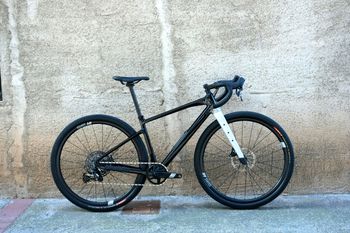 Used BMC URS THREE 2024 2024 Road & Gravel