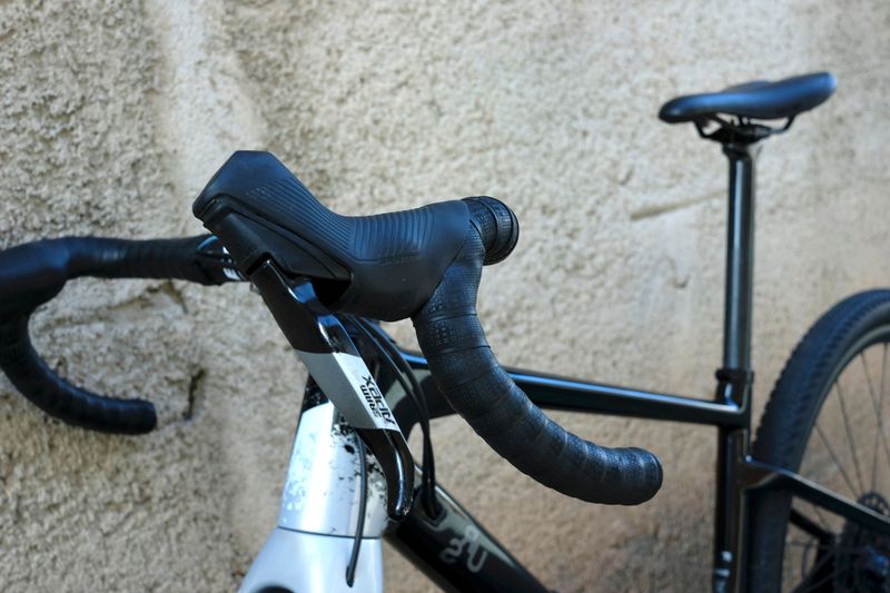 Used BMC URS THREE 2024 2024 Road & Gravel, Black — image 8 of 18
