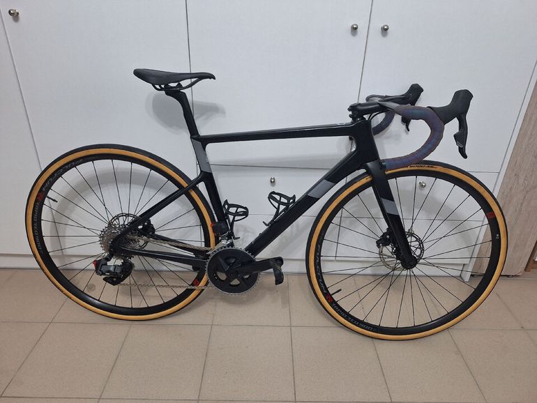 Used Cannondale SuperSix EVO Neo 3 2023 2023 Road & Gravel, Black — image 1 of 54