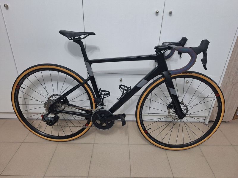 Used Cannondale SuperSix EVO SRAM Rival eTap AXS 2023 Road & Gravel