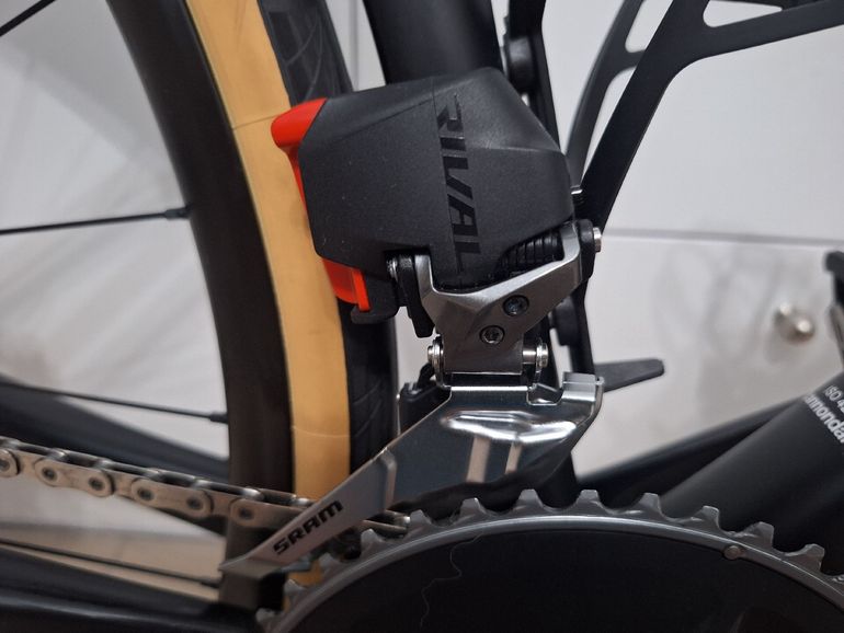 Used Cannondale SuperSix EVO Neo 3 2023 2023 Road & Gravel, Black — image 9 of 54