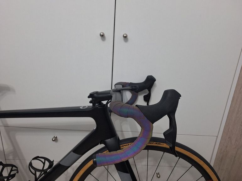 Used Cannondale SuperSix EVO Neo 3 2023 2023 Road & Gravel, Black — image 2 of 54