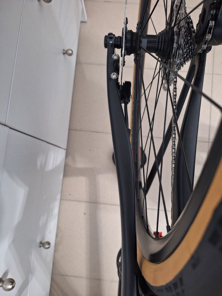 Used Cannondale SuperSix EVO Neo 3 2023 2023 Road & Gravel, Black — image 45 of 54