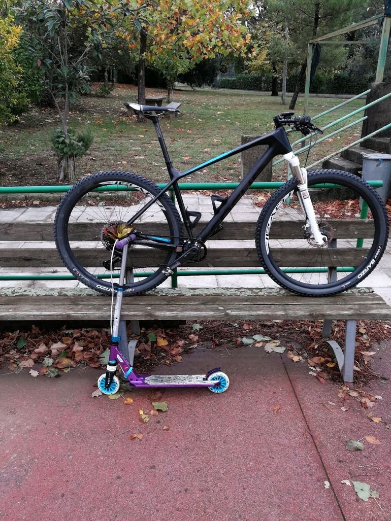 Used Focus RAVEN 8.7 2019 2019 Mountainbike, Black — image 4 of 7