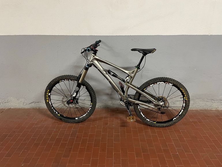 Used Lapierre SPICY TEAM 2018 2018 Mountainbike, Light Gray, 27.5 — image 1 of 9