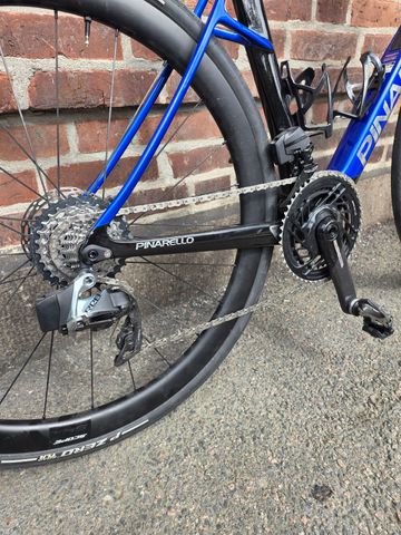 Pinarello X9 SRAM Red eTap AXS 2025 Road & Gravel d'occasion — image 3 sur 7