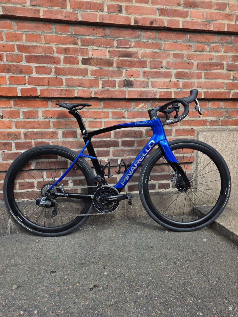 Used Pinarello X9 SRAM Red eTap AXS 2025 Road & Gravel