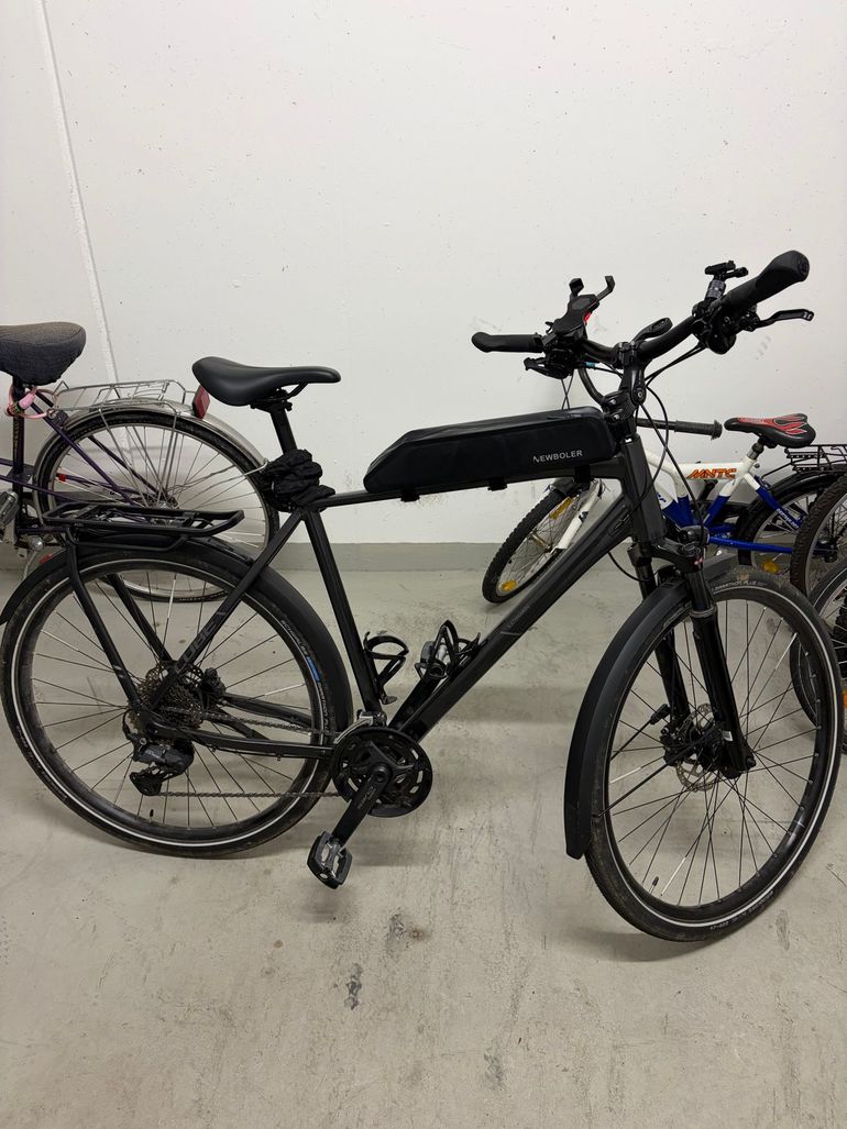 CUBE Kathmandu Shimano CUES 2025 Urban usato, Nero — immagine 1 di 13