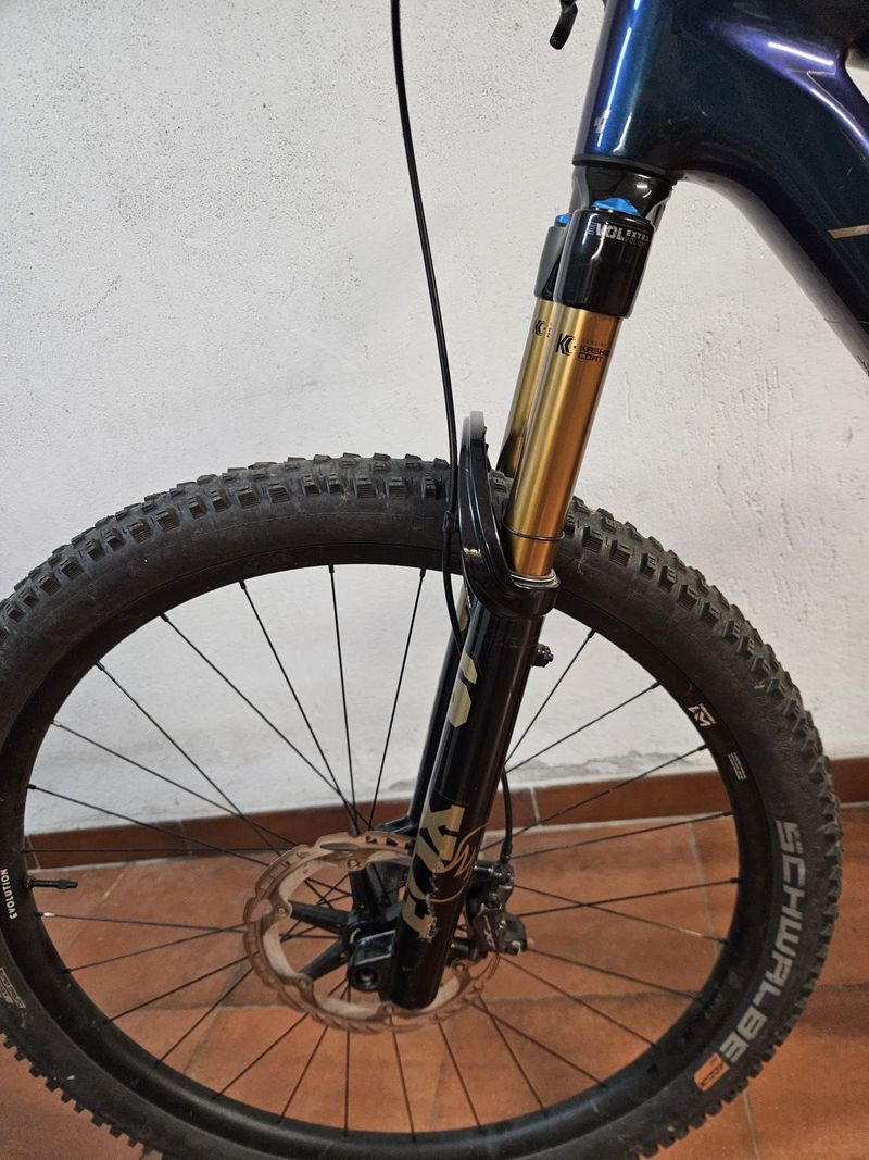 Käytetty CUBE AMS HYBRID Shimano Deore XT 2025 Mountainbike — kuva 3 / 8