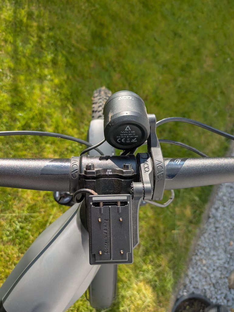 Used CUBE REACTION HYBRID, SLT 750 2023 2023 Mountainbike, Light Gray, 27.5, 29 — image 8 of 9